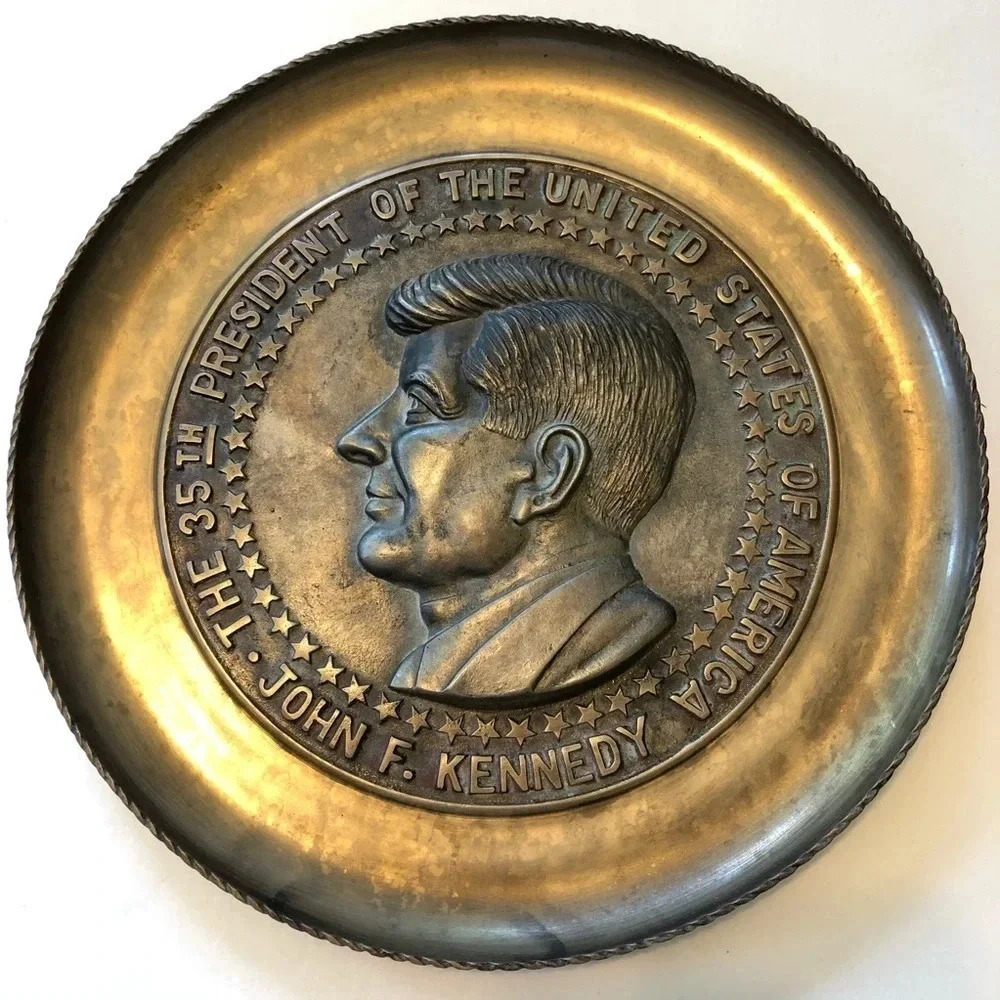 President of America plate